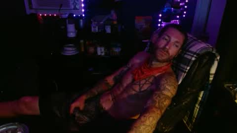 colevan2390 online show from April 9, 8:20 am