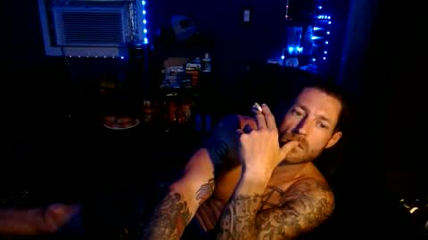 colevan2390 online show from March 13, 12:24 pm