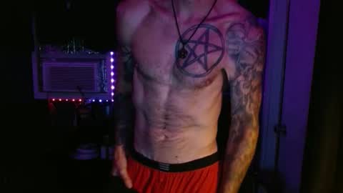 colevan2390 online show from April 12, 6:04 am