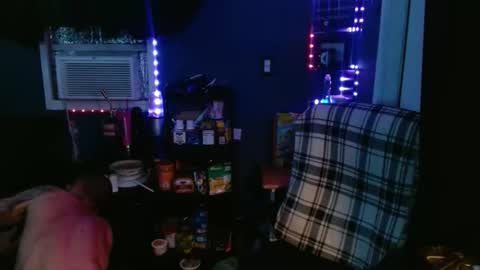 colevan2390 online show from April 5, 3:47 am