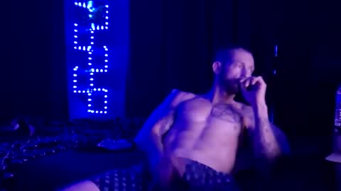 colevan2390 online show from November 24, 9:21 am