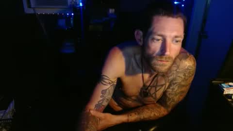 colevan2390 online show from March 28, 9:09 am