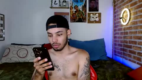 Snapshot of colinlatinbrown chatting on March 9, 4:22 pm IG online show from March 9, 4:22 pm