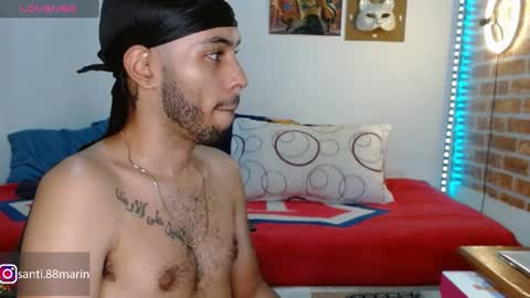 Snapshot of colinlatinbrown chatting on December 12, 11:25 pm IG online show from December 12, 11:25 pm