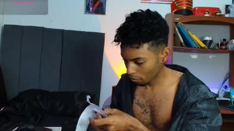 Snapshot of colinlatinbrown chatting on September 19, 9:31 am IG online show from September 19, 9:31 am