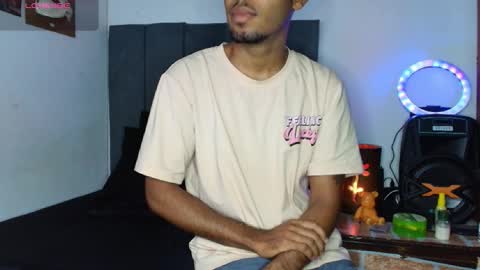 Snapshot of colinlatinbrown chatting on October 15, 10:34 am IG online show from October 15, 10:34 am