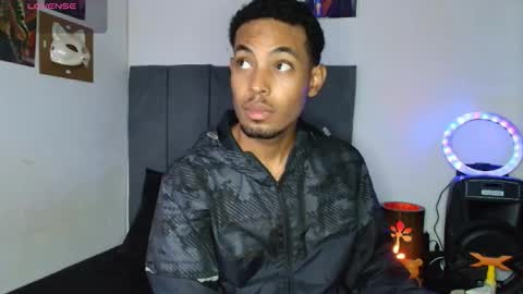 Snapshot of colinlatinbrown chatting on October 16, 11:07 am IG online show from October 16, 11:07 am