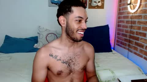 Snapshot of colinlatinbrown chatting on February 7, 11:45 am IG online show from February 7, 11:45 am
