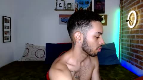 Snapshot of colinlatinbrown chatting on March 10, 12:49 pm IG online show from March 10, 12:49 pm
