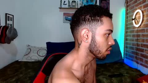 Snapshot of colinlatinbrown chatting on March 12, 12:26 pm IG online show from March 12, 12:26 pm