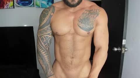 Snapshot of college_muscle_ass chatting on January 29, 2:10 pm college_muscle_ass online show from January 29, 2:10 pm