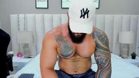 Snapshot of college_muscle_ass chatting on September 21, 2:50 pm college_muscle_ass online show from September 21, 2:50 pm