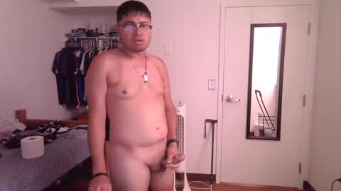 Snapshot of collegeboy2025 chatting on October 7, 1:32 am collegeboy2025 online show from October 7, 1:32 am