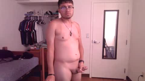 Snapshot of collegeboy2025 chatting on September 17, 11:28 pm collegeboy2025 online show from September 17, 11:28 pm