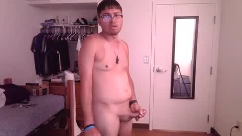 Snapshot of collegeboy2025 chatting on September 20, 8:42 pm collegeboy2025 online show from September 20, 8:42 pm