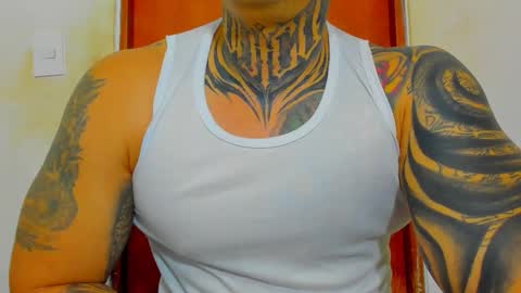 Snapshot of colombian_monster_cock chatting on November 1, 6:28 am camilo online show from November 1, 6:28 am