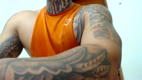 Snapshot of colombian_monster_cock chatting on December 20, 10:54 pm camilo online show from December 20, 10:54 pm