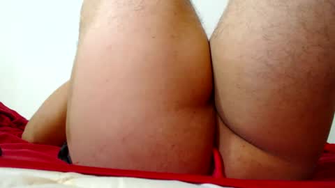 Snapshot of colombian_monster_cock chatting on December 9, 5:13 pm camilo online show from December 9, 5:13 pm