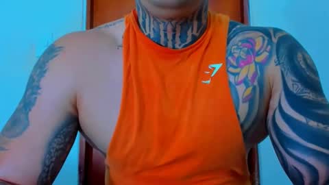 Snapshot of colombian_monster_cock chatting on October 15, 6:10 am camilo online show from October 15, 6:10 am