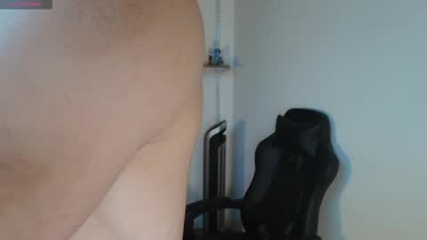 colombianmuscle8 online show from October 25, 4:20 pm