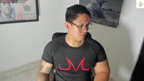 coltonmassif_ online show from November 4, 1:50 am