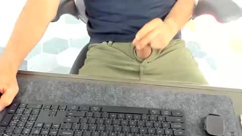 Colt online show from May 19, 9:32 pm