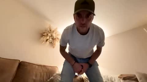 Snapshot of comedy6288 chatting on October 30, 11:17 pm comedy6288 online show from October 30, 11:17 pm