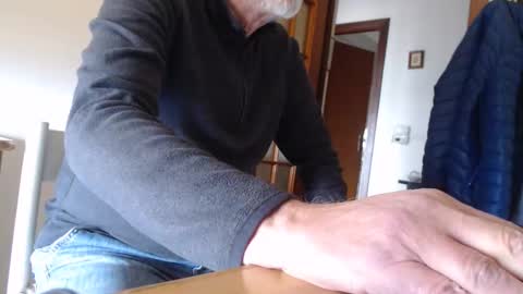 comemivuoi2 online show from March 27, 9:10 am