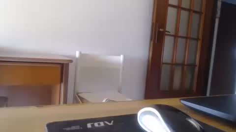 comemivuoi2 online show from March 12, 7:27 am