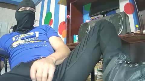 complacent12 online show from January 27, 3:18 pm