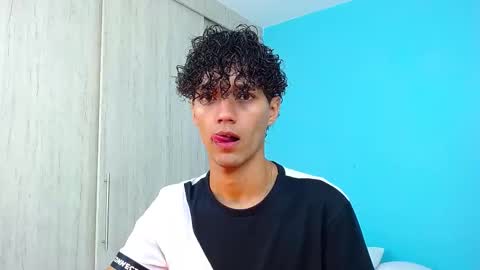 Connor online show from December 21, 10:40 pm