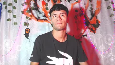 Snapshot of connor_michael chatting on October 26, 8:22 pm connor_michael online show from October 26, 8:22 pm