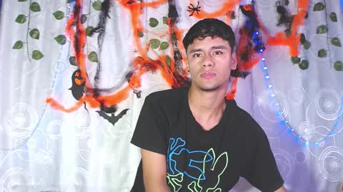 Snapshot of connor_michael chatting on October 12, 8:47 pm connor_michael online show from October 12, 8:47 pm