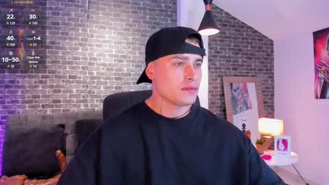 Snapshot of connorsmith_26 chatting on October 1, 12:09 pm Connor Smith online show from October 1, 12:09 pm