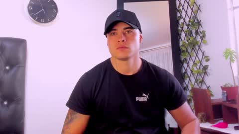 Snapshot of connorsmith_26 chatting on January 20, 12:39 pm Connor Smith online show from January 20, 12:39 pm