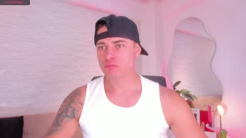 Connor Smith online show from April 29, 11:22 pm