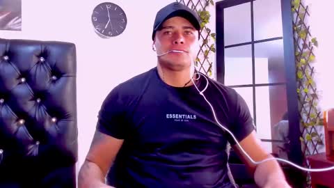 Snapshot of connorsmith_26 chatting on February 19, 12:00 pm Connor Smith online show from February 19, 12:00 pm