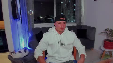 Snapshot of connorsmith_26 chatting on September 22, 2:44 am Connor Smith online show from September 22, 2:44 am