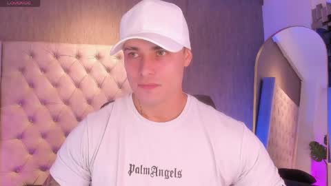 Connor Smith online show from May 5, 12:01 am