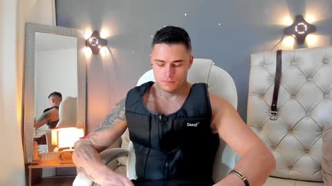 Snapshot of connorsmith_26 chatting on January 11, 2:25 pm Connor Smith online show from January 11, 2:25 pm