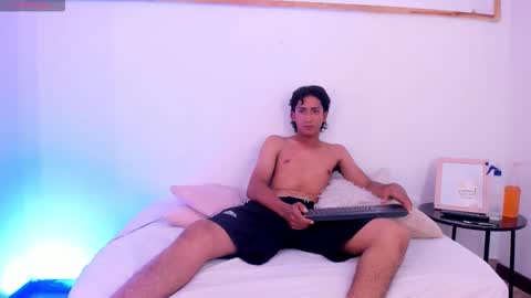 Connor online show from December 19, 12:07 am