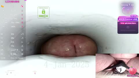 Snapshot of controlmytoys chatting on January 4, 6:51 pm Control online show from January 4, 6:51 pm