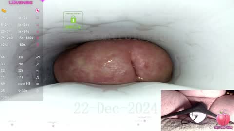 Snapshot of controlmytoys chatting on December 22, 9:22 am Control online show from December 22, 9:22 am
