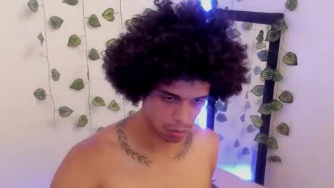 Aaron  online show from October 17, 2:21 pm