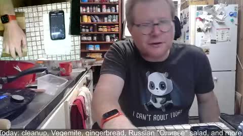 Snapshot of cookieliquor chatting on December 27, 10:12 am Cookie - I do cooking streams occasionally. Next stream online show from December 27, 10:12 am