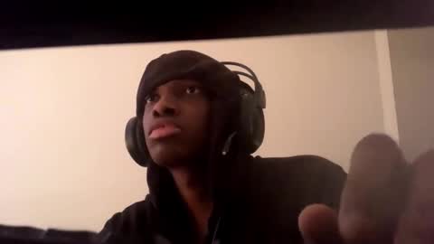 coolvibes69 online show from December 17, 6:47 pm