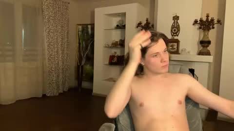 Nick online show from March 22, 10:26 pm