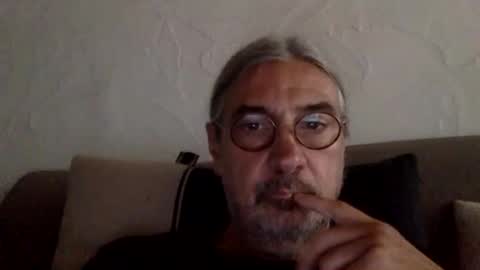 coreander online show from September 21, 2:06 pm