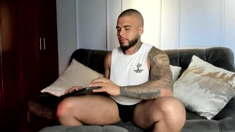 Snapshot of coreymartinez_ chatting on December 22, 4:17 am DaveMonsalve online show from December 22, 4:17 am