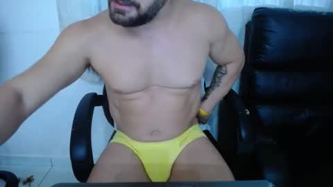 corolaxxl online show from April 14, 11:59 pm